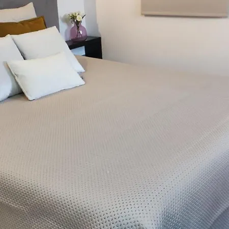 Casa Da Pedra - Porto De Mos, Leiria Alvados