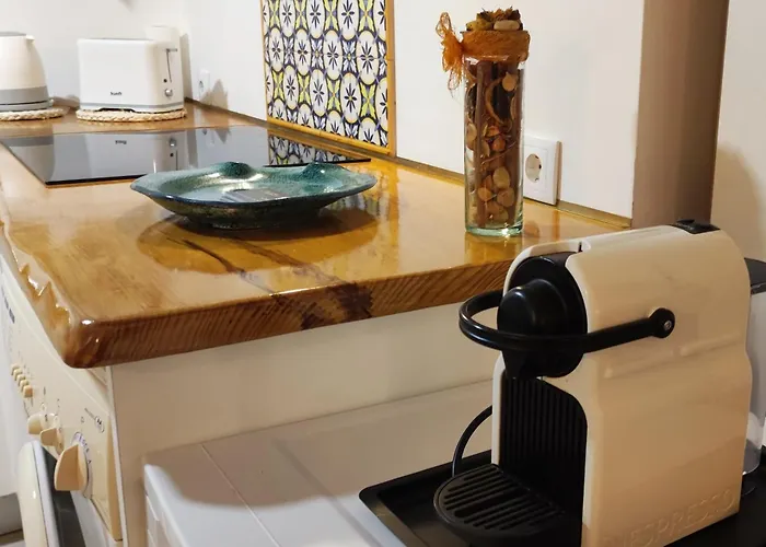 Casa Da Pedra - Porto De Mos, Leiria Bed & Breakfast